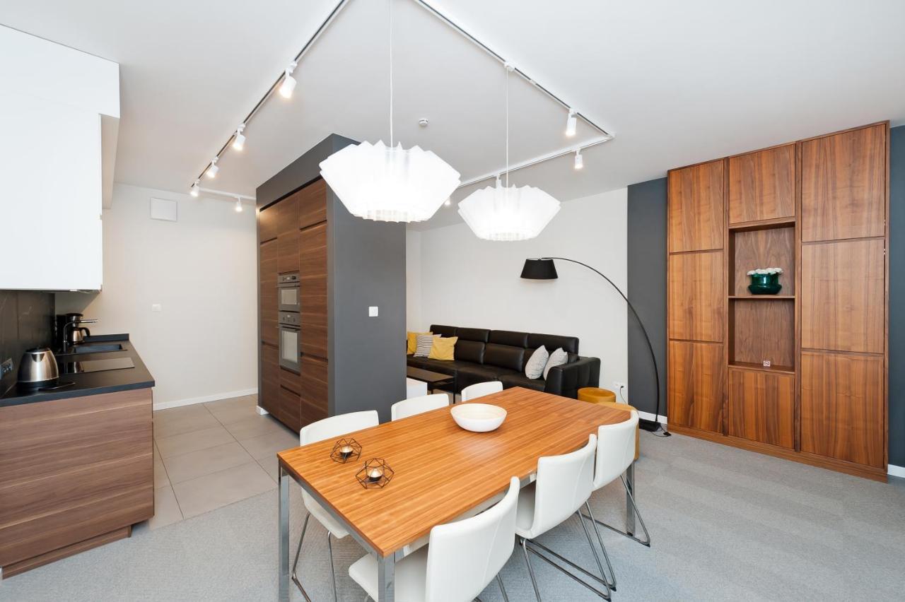 Premium In Novum City Center Near The Train Station By Sun & Snow Cracóvia Exterior foto